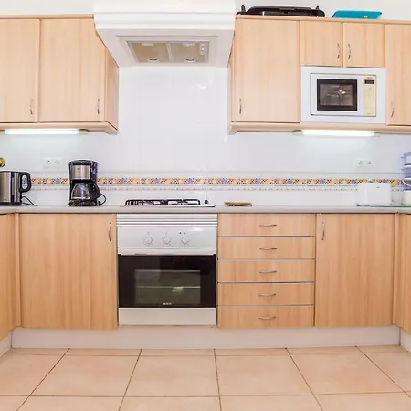 159d, 2 Bedroom On Gramacho Golf Course *